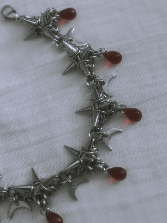 Hannah - collection "Soft Blood"